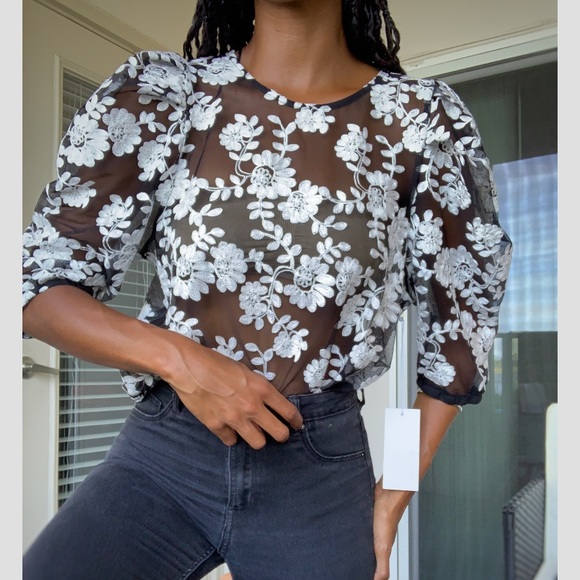 Tops - Sheer embroidered puff sleeve blouse